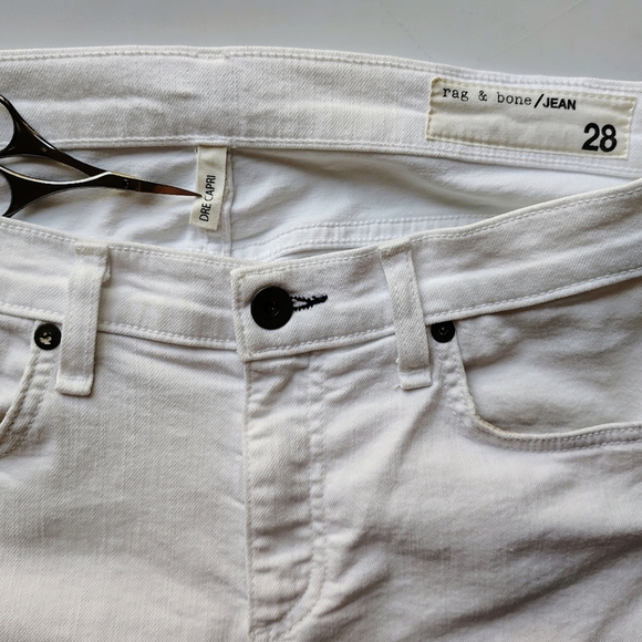Rag & Bone Dre Capri White Distressed Women's Jeans, Frayed, Stretch, sz 28. - Picture 7 of 16